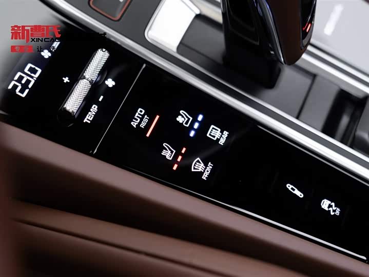 Фото 25 - Porsche Cayenne Hybrid