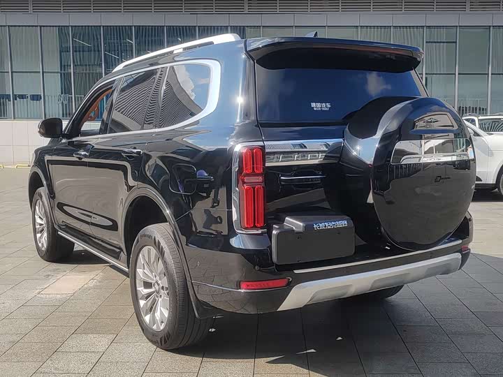 Фото 20 - Tank 500 Hybrid