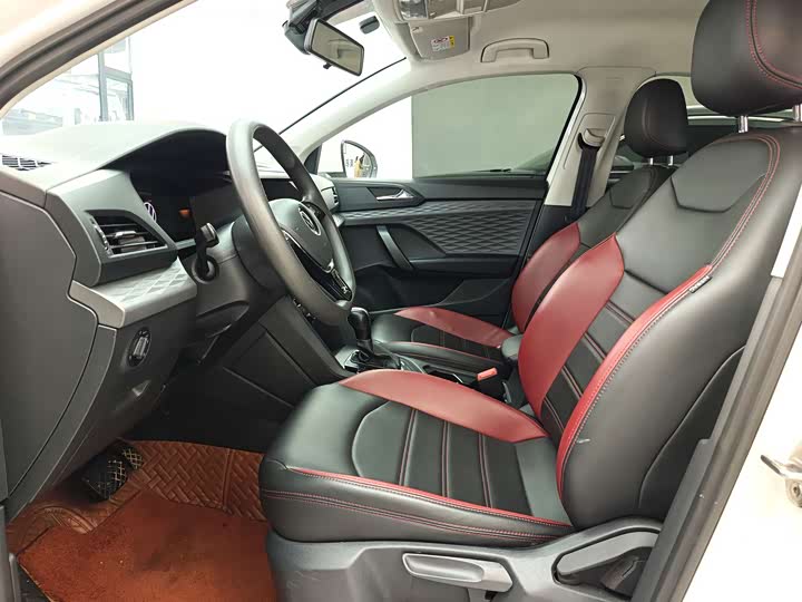 Фото 4 - Volkswagen Tharu