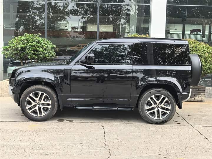 Фото 2 - Land Rover Defender