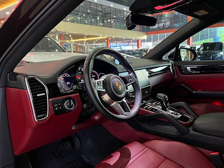 Фото 7 - Porsche Cayenne