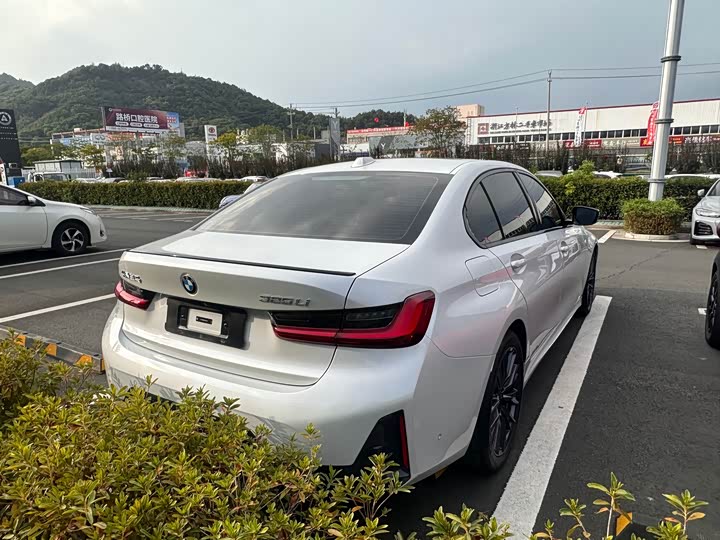 Фото 9 - BMW 3 Series