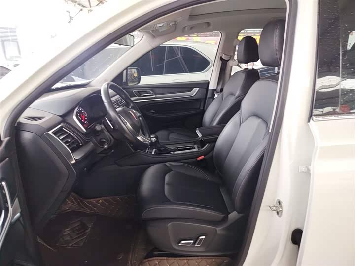 Фото 15 - Roewe RX8