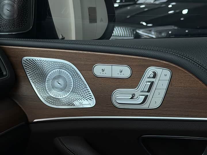 Фото 10 - Mercedes-Benz GLS-Class