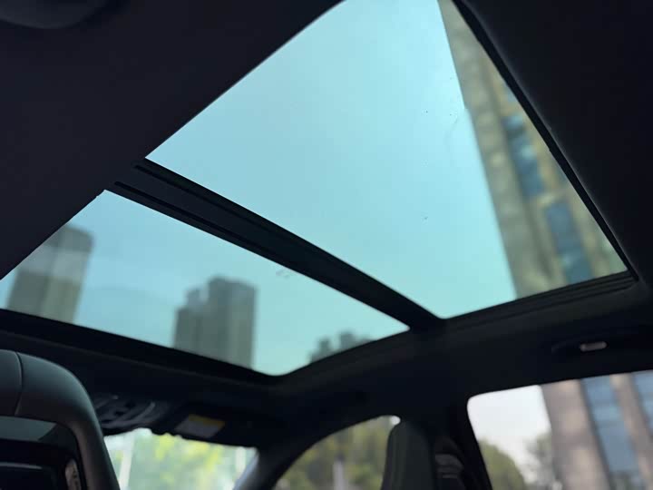 Фото 15 - MG Motor One