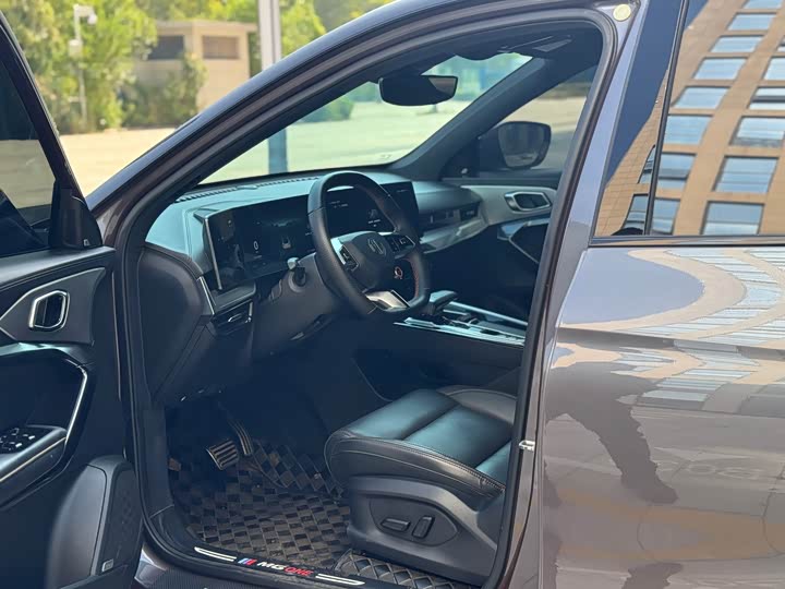 Фото 8 - MG Motor One