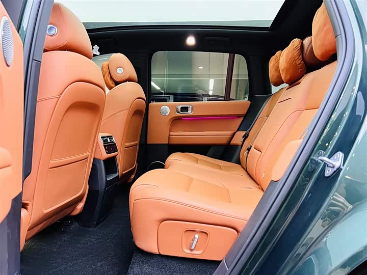 Фото 15 - LiXiang L6