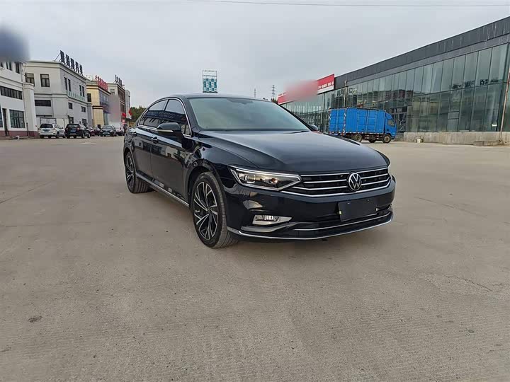 Фото 4 - Volkswagen Magotan