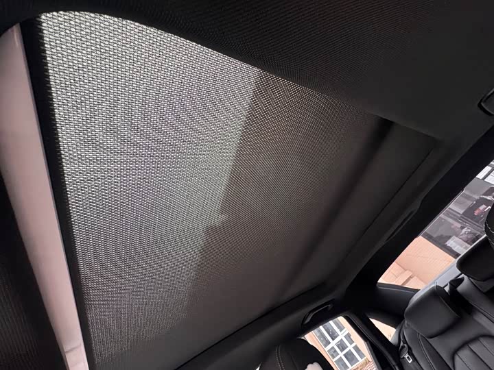 Фото 14 - Audi A4L