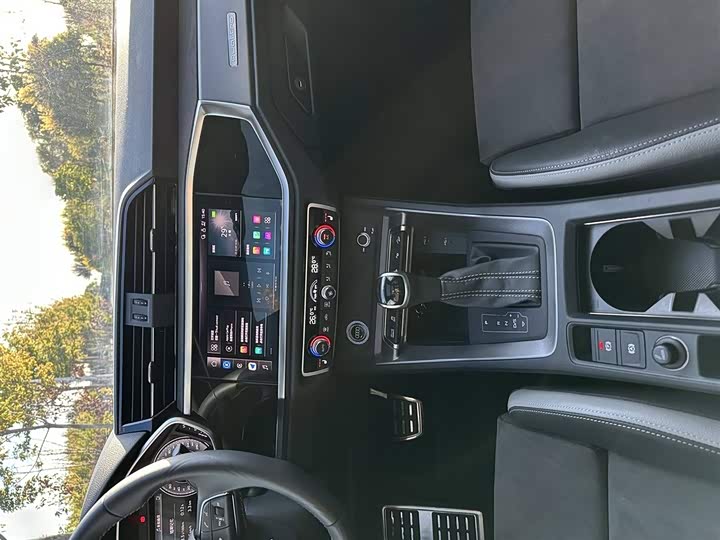 Фото 7 - Audi Q3