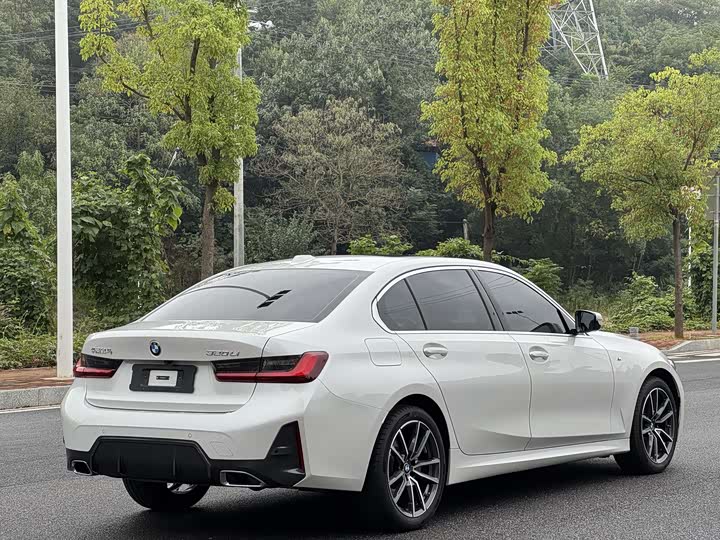 Фото 12 - BMW 3 Series