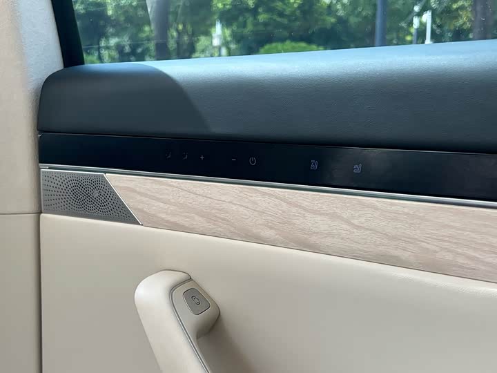 Фото 19 - Luxeed R7