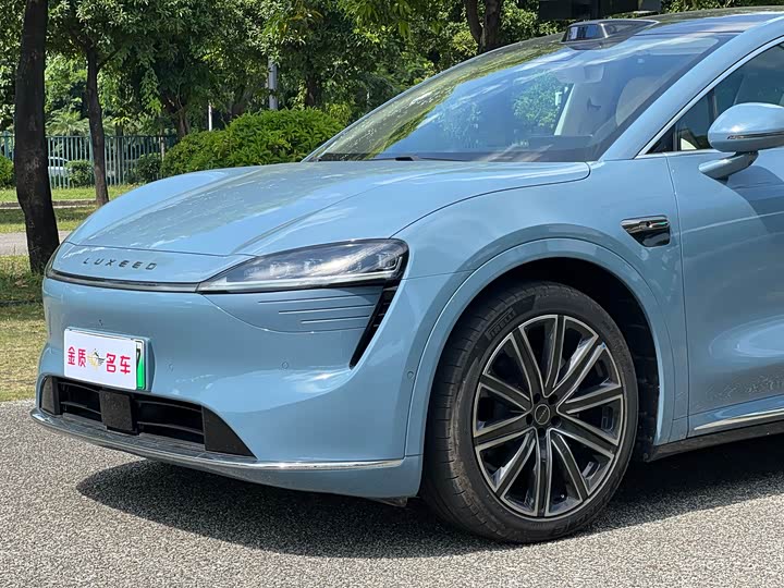 Фото 5 - Luxeed R7