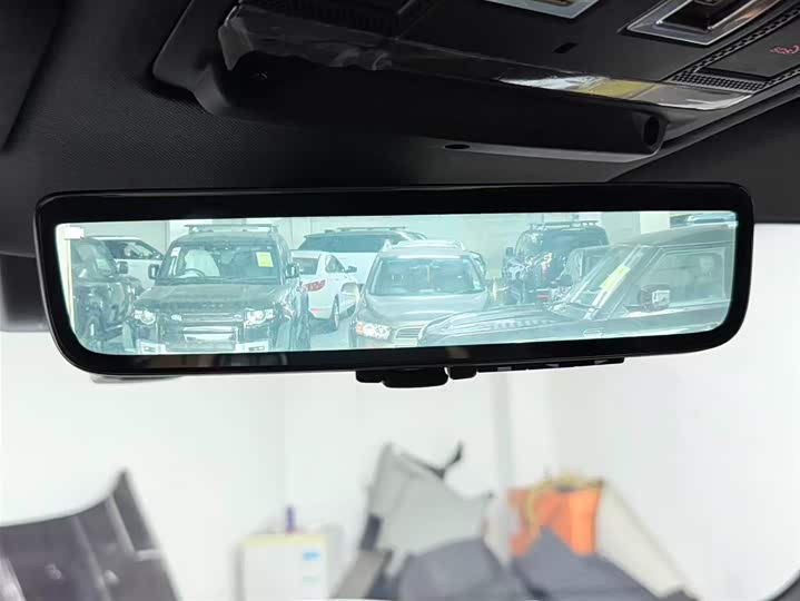 Фото 13 - Land Rover Defender