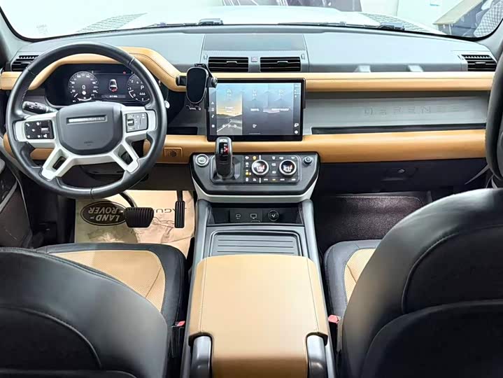 Фото 7 - Land Rover Defender