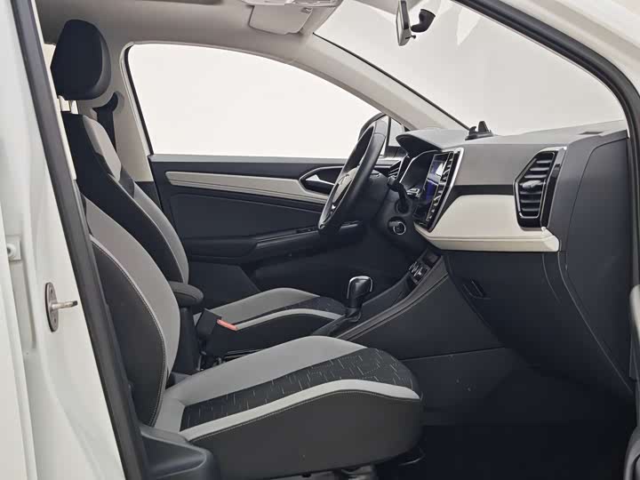 Фото 9 - Jetta VS7