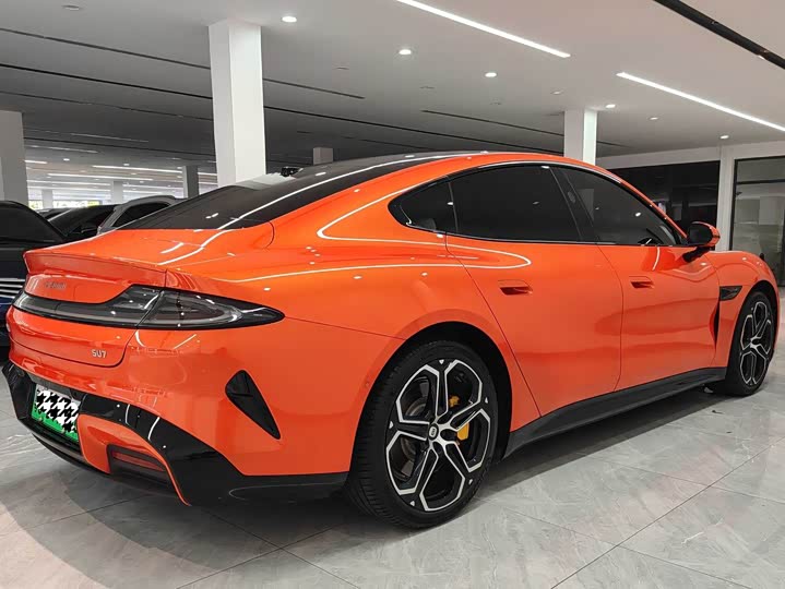 Фото 16 - Xiaomi SU7