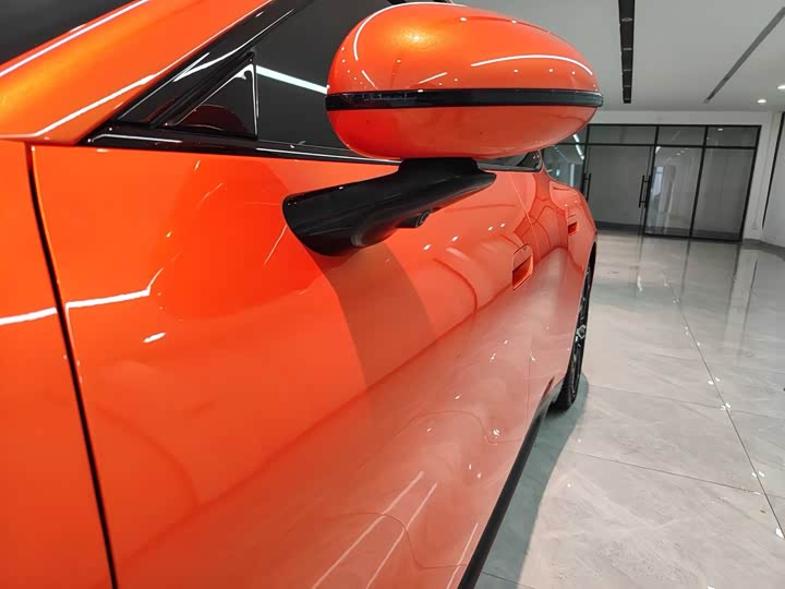 Фото 4 - Xiaomi SU7