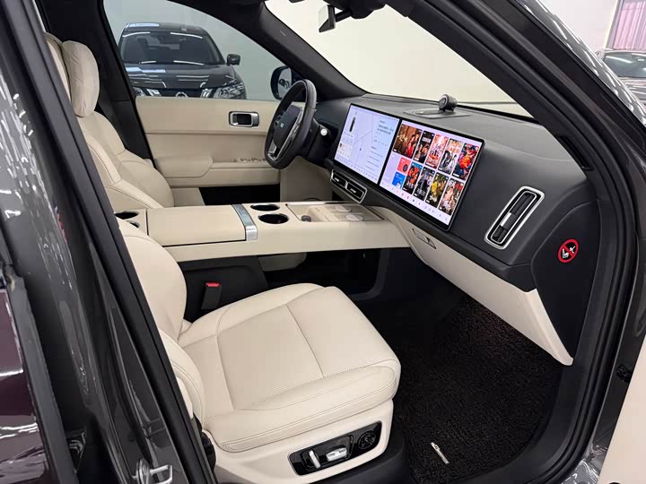 Фото 10 - LiXiang L9