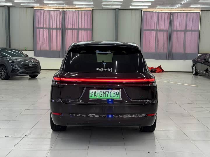 Фото 17 - LiXiang L9