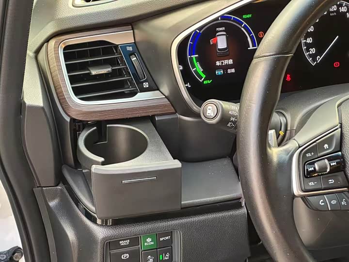 Фото 17 - Honda Odyssey