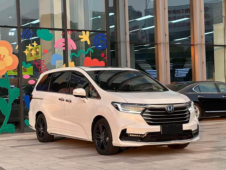 Фото 3 - Honda Odyssey