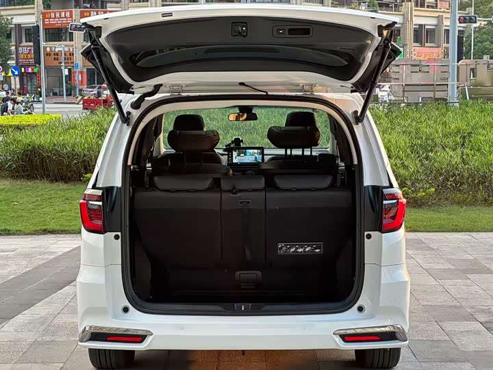 Фото 31 - Honda Odyssey