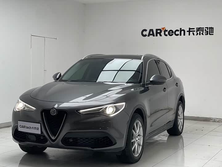Фото 7 - Alfa Romeo Stelvio