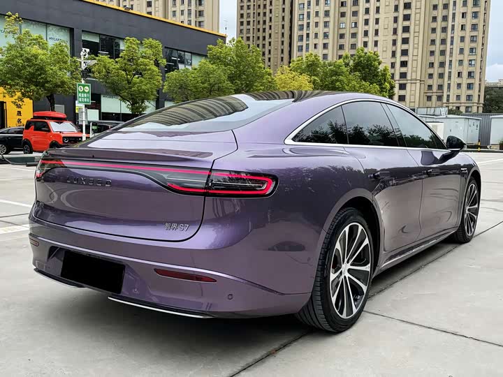 Фото 15 - Luxeed S7