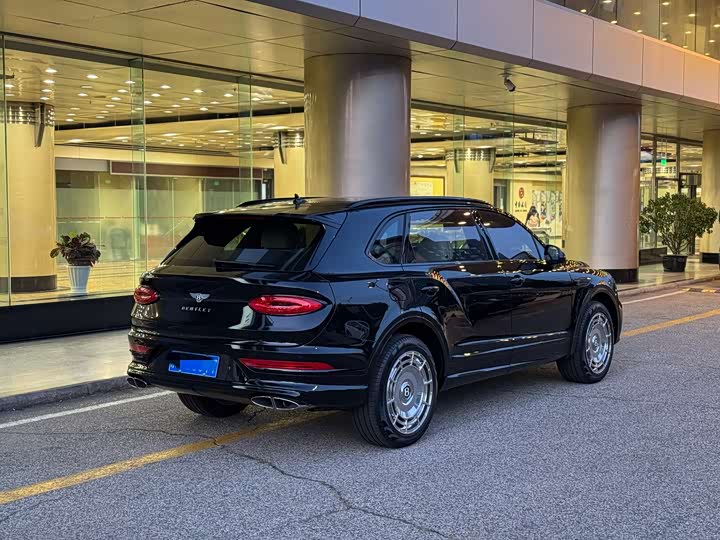 Фото 7 - Bentley Bentayga