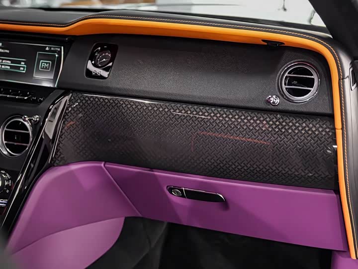 Фото 20 - Rolls-Royce Cullinan