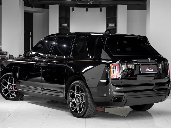 Фото 5 - Rolls-Royce Cullinan