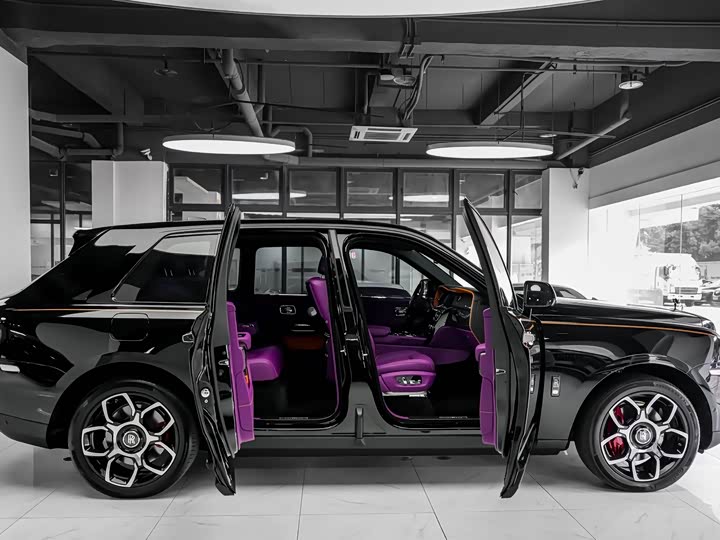 Фото 7 - Rolls-Royce Cullinan