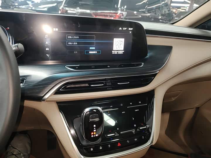 Фото 13 - Buick GL8 ES