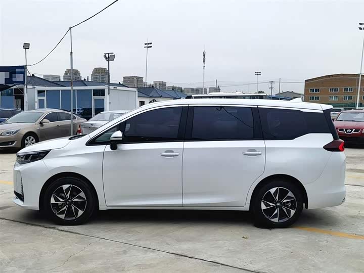 Фото 4 - GAC Trumpchi M6