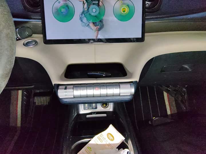 Фото 14 - BYD Dolphin