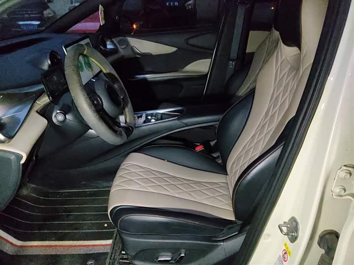 Фото 15 - BYD Dolphin