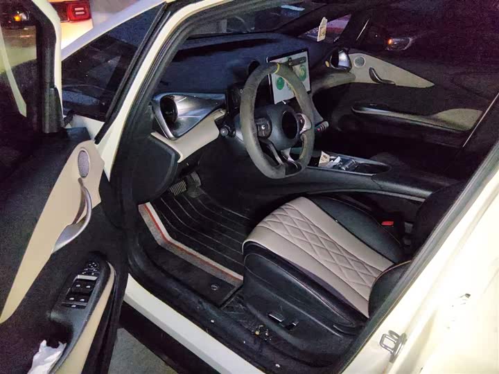 Фото 16 - BYD Dolphin