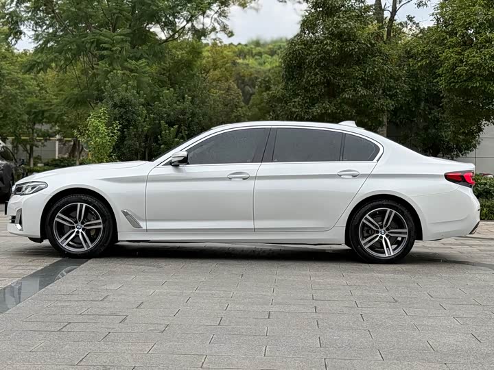 Фото 7 - BMW 5 Series