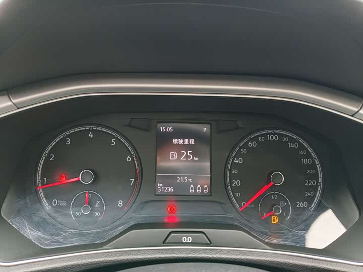 Фото 10 - Volkswagen T-Roc