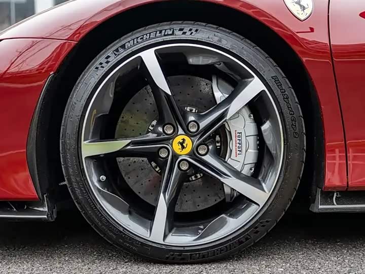 Фото 5 - Ferrari SF90