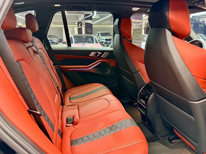 Фото 14 - BMW X5 M