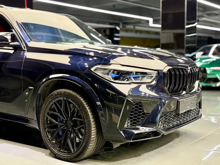 Фото 4 - BMW X5 M