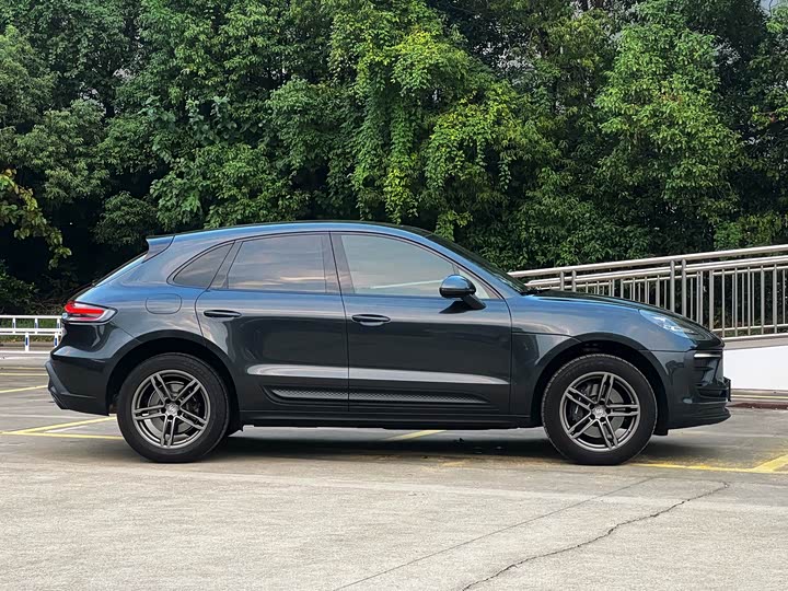 Фото 10 - Porsche Macan