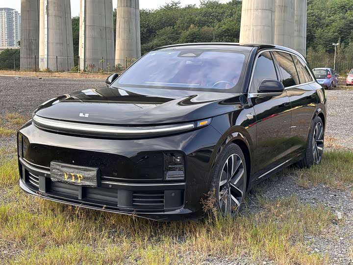 Фото 1 - LiXiang L7