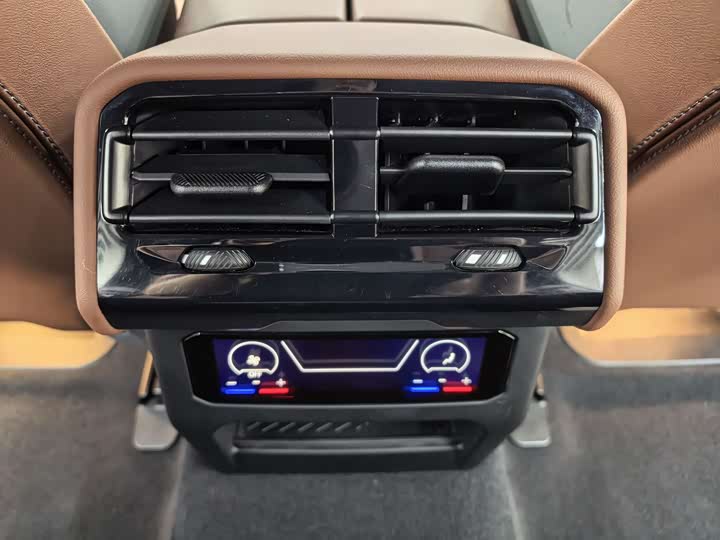 Фото 21 - BMW 5 Series