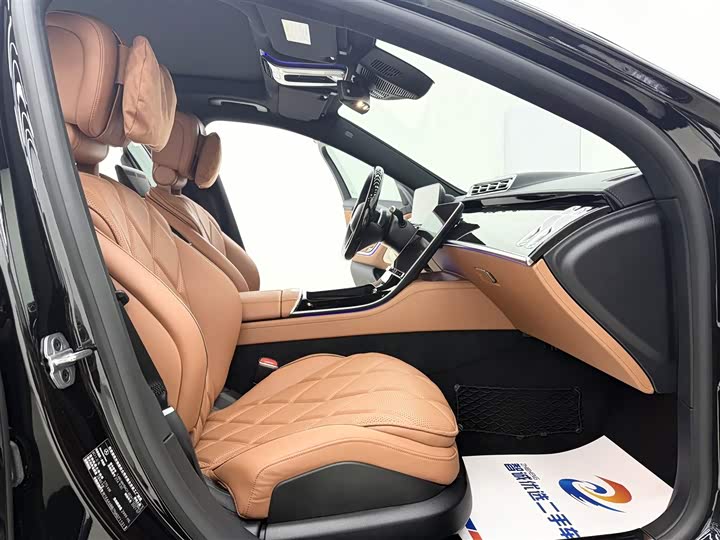 Фото 8 - Mercedes-Benz Maybach S-Class