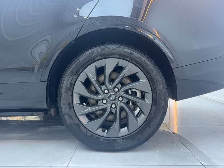 Фото 5 - Land Rover Discovery