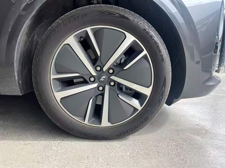 Фото 8 - LiXiang L6