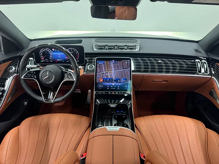 Фото 16 - Mercedes-Benz S-Class